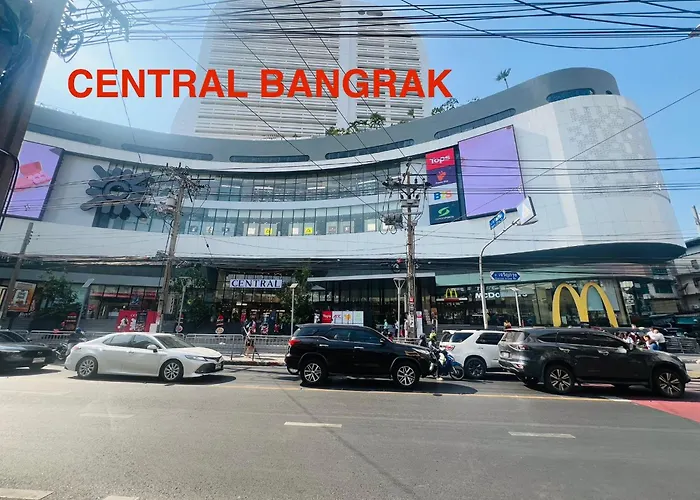 Bangrak House 200 Meters Near Bts Saphantaksin In 度假居 曼谷