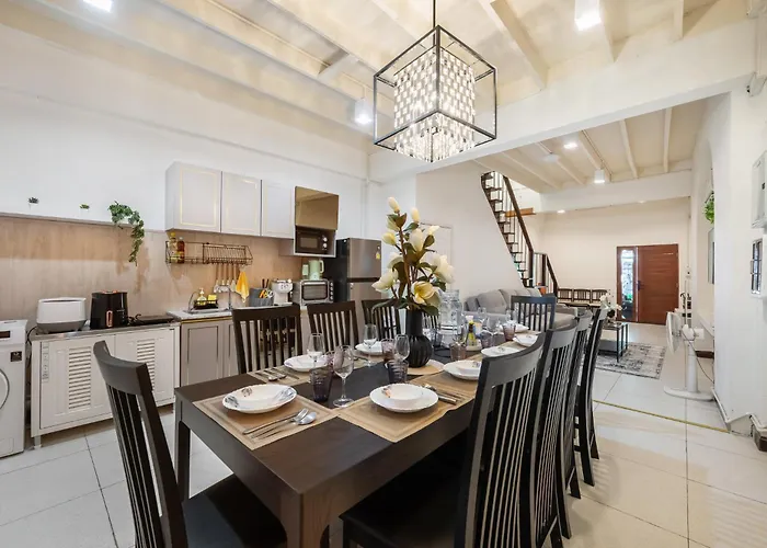 度假居 Bangrak House 200 Meters Near Bts Saphantaksin In