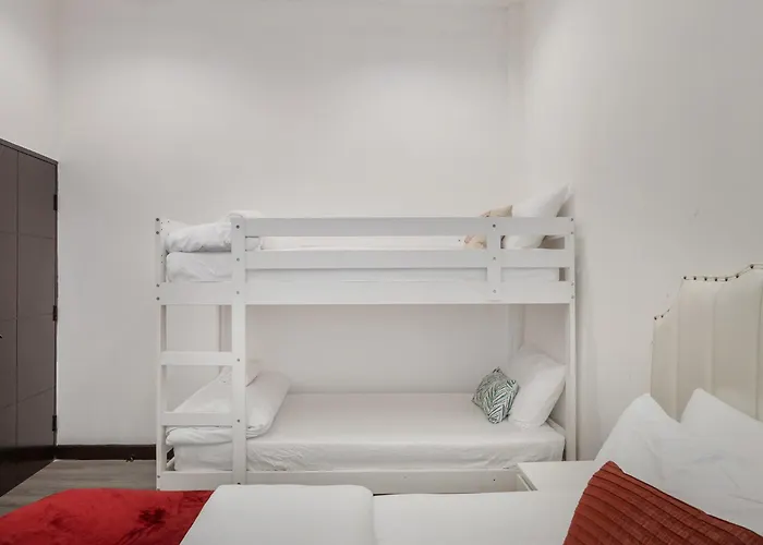 Casa vacanze Bangrak House 200 Meters Near Bts Saphantaksin In